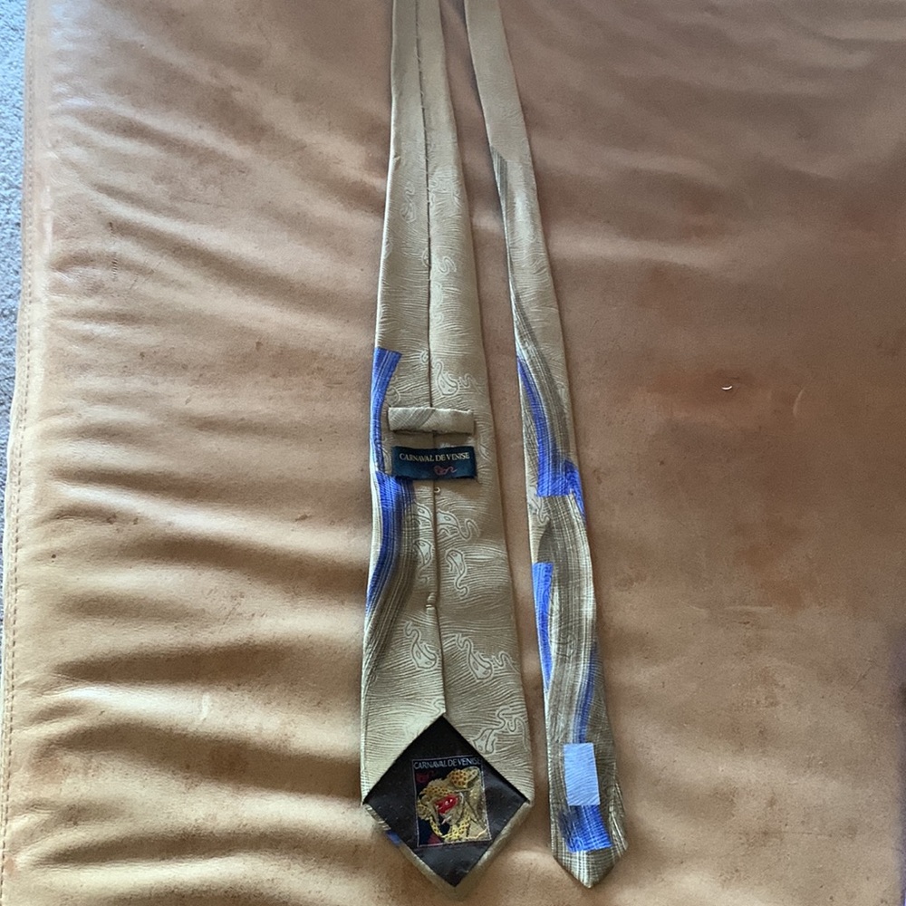 Tie - Picture 3 of 3